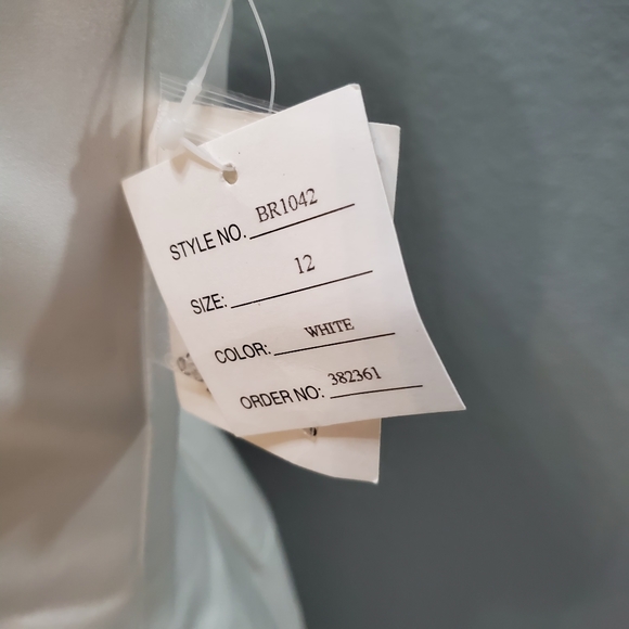 VTG David's Bridal Satin A-line Wedding Dress - Picture 9 of 11